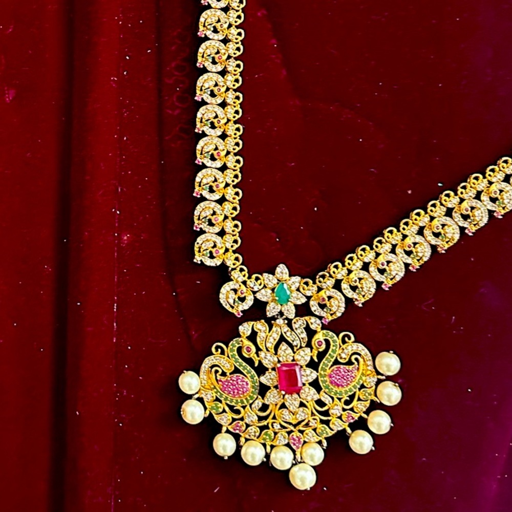 Indian style wedding jewelry by ERT jewelers